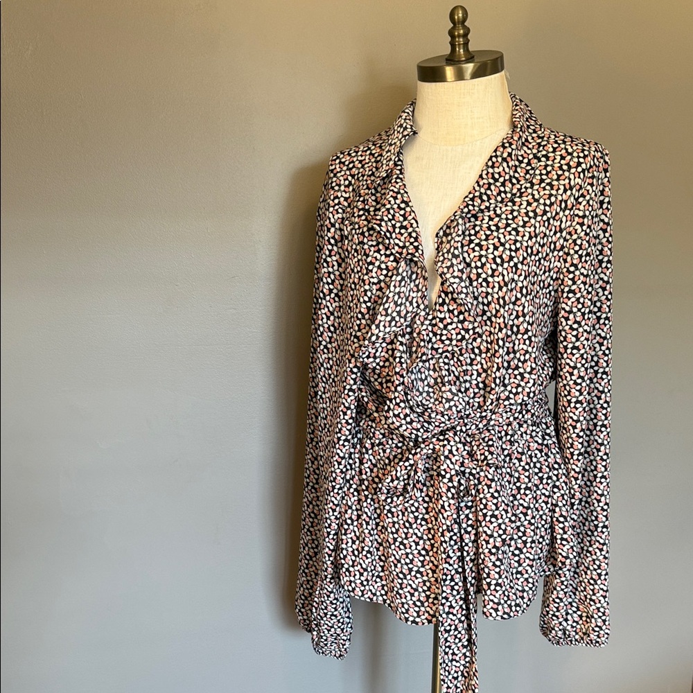 Max Studio Black and Pink Leaf Pattern Top